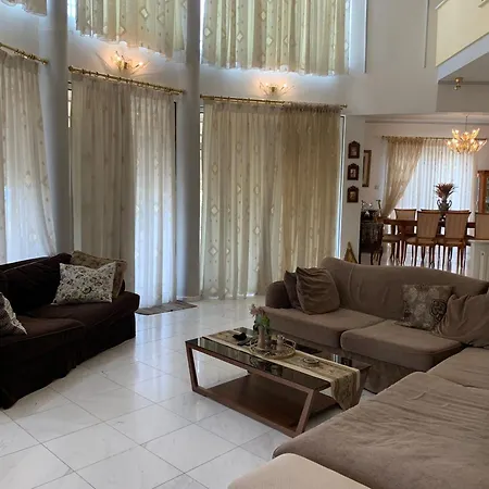 Villa Thea