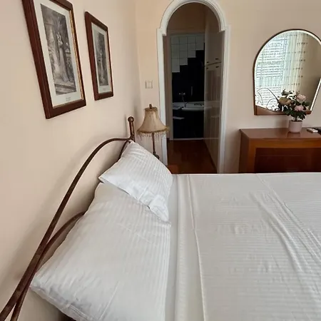 Villa Thea